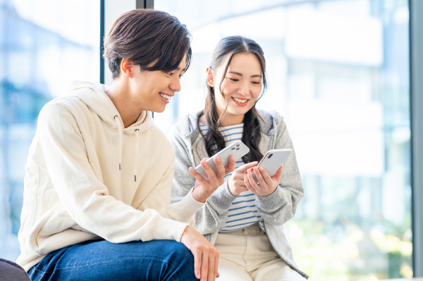 合宿免許で素敵な出会いはある?合宿免許での恋人&友達づくり事情を解説!