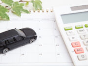 車の免許を取得する費用は「分割払い」できる？合宿免許でも利用可能な支払方法について解説