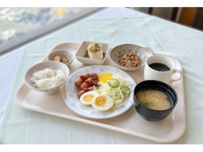 朝食（ビュッフェ形式です）
例：和食